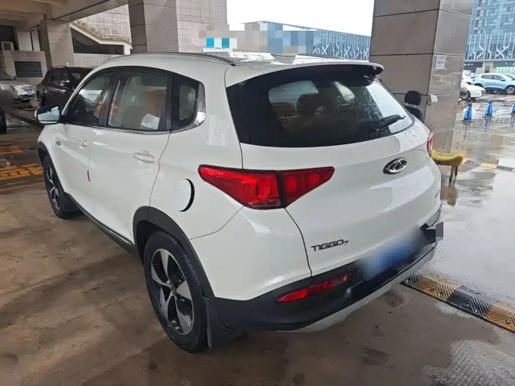 Chery Tiggo 7 2016 2.0L CVT Premium Edition — миниатюра 5