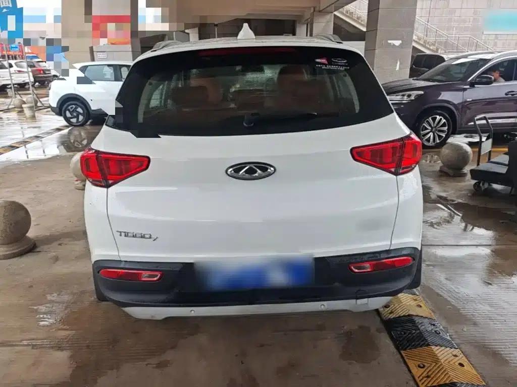 Chery Tiggo 7 2016 2.0L CVT Premium Edition — миниатюра 6