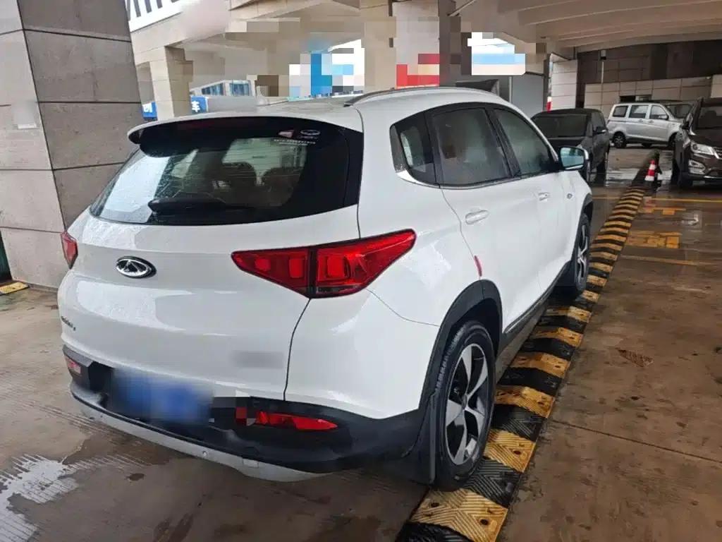 Chery Tiggo 7 2016 2.0L CVT Premium Edition — миниатюра 7