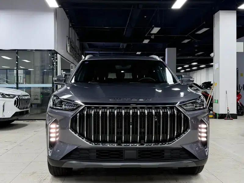Jetour X70 PLUS 2023 1.5T DCT Warrior PLUS 7-seater — миниатюра 2