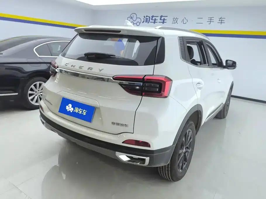 Chery Tiggo 5x 2025 1.5L CVT Premium Edition — миниатюра 3