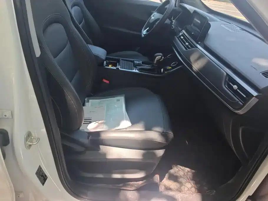 Chery Tiggo 5x 2025 1.5L CVT Premium Edition — миниатюра 8