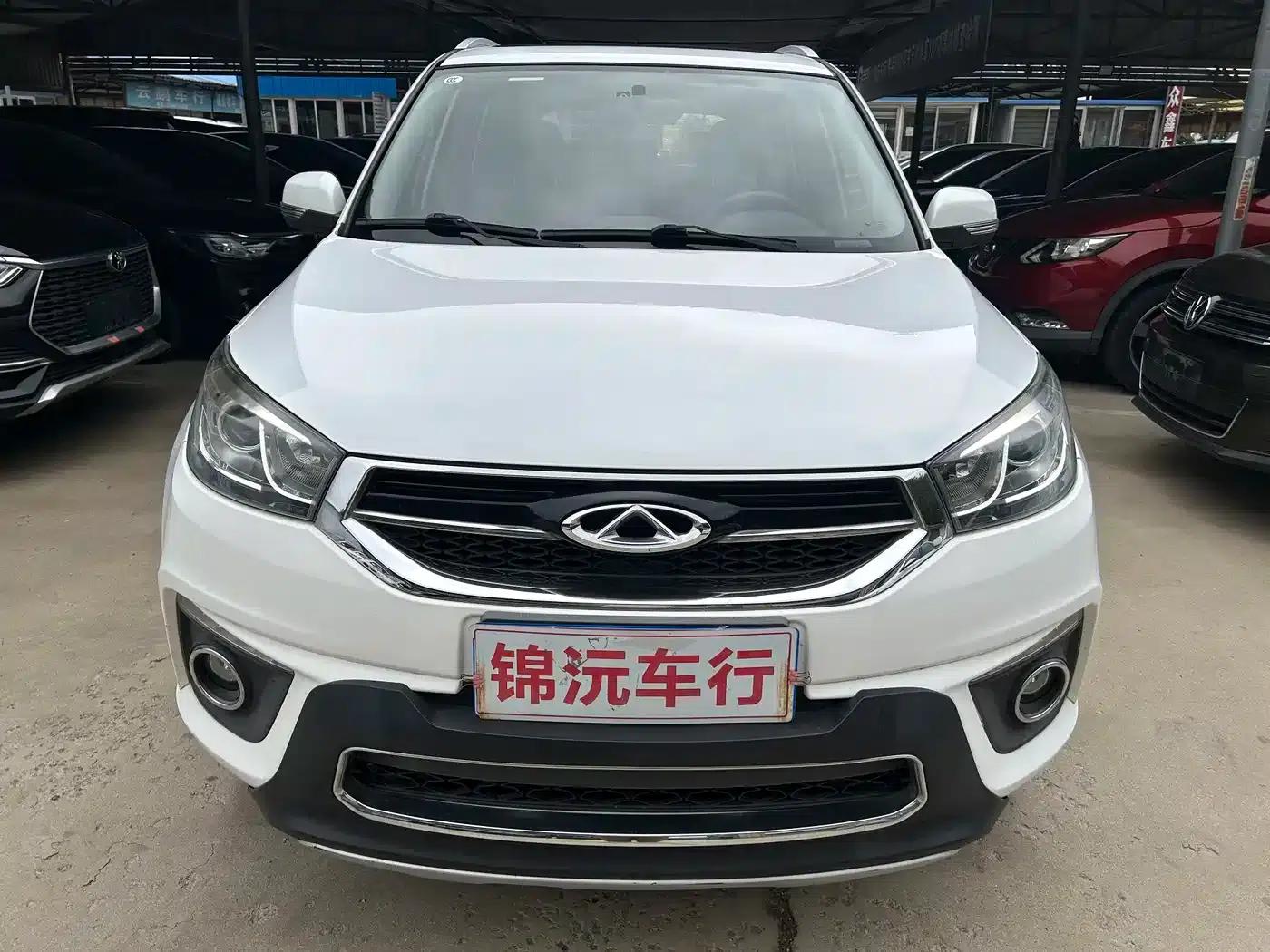 Chery Tiggo 3 2015 1.6L CVT Smart Commemorative Edition — миниатюра 2