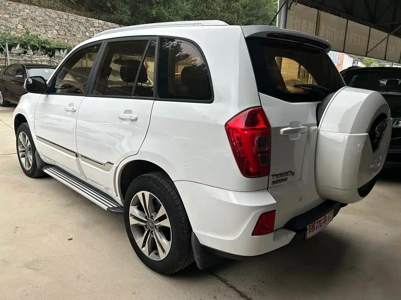 Chery Tiggo 3 2015 1.6L CVT Smart Commemorative Edition — миниатюра 9