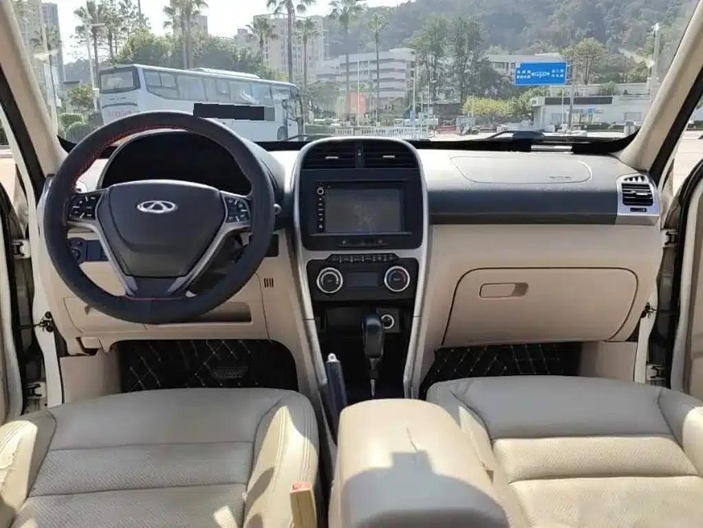 Chery Tiggo 3 2014 1.6L CVT Fashion Edition — миниатюра 7