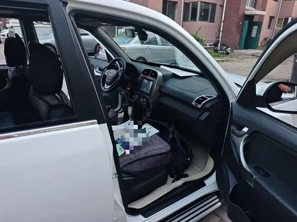 Chery Tiggo 3 2015 1.6L Manual Smart Sport Edition — миниатюра 22