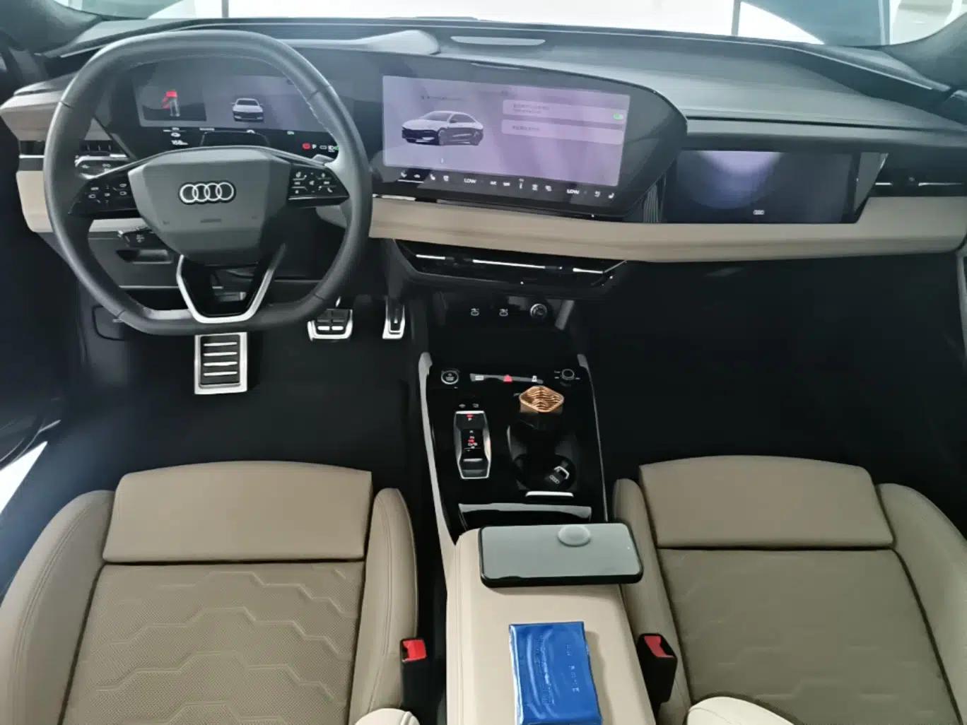 Audi A6L e-tron 2026 Model First Launch Qiankun Smart Driving Edition — миниатюра 15