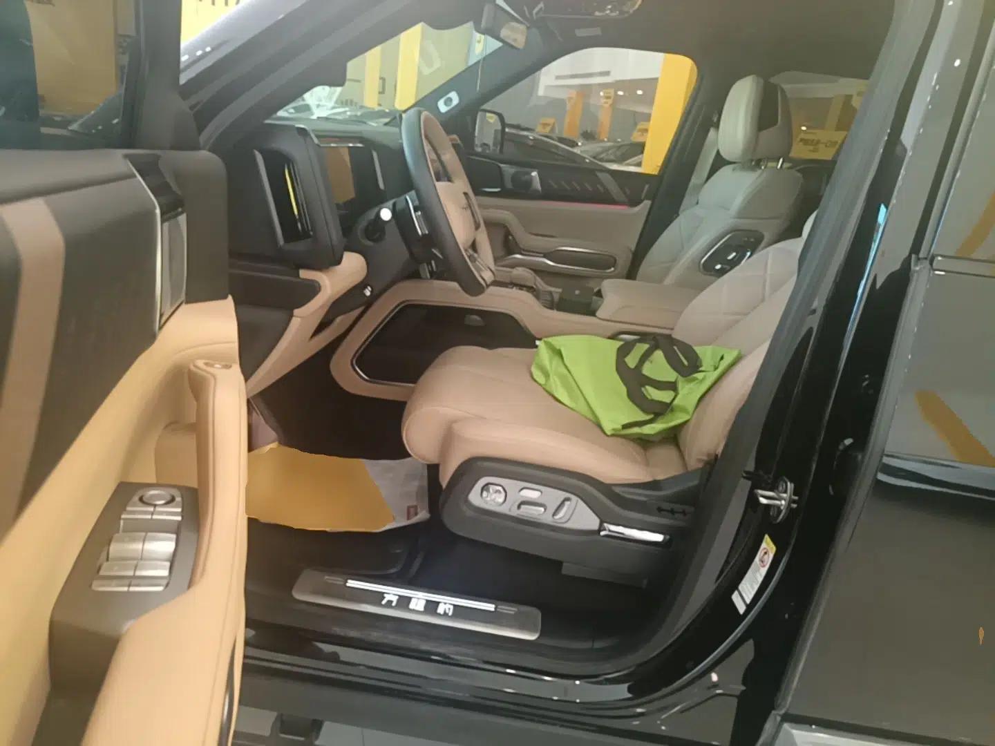 Formula Leopard 8 2025 Smart & Brave Flagship Edition 7 Seats — миниатюра 22