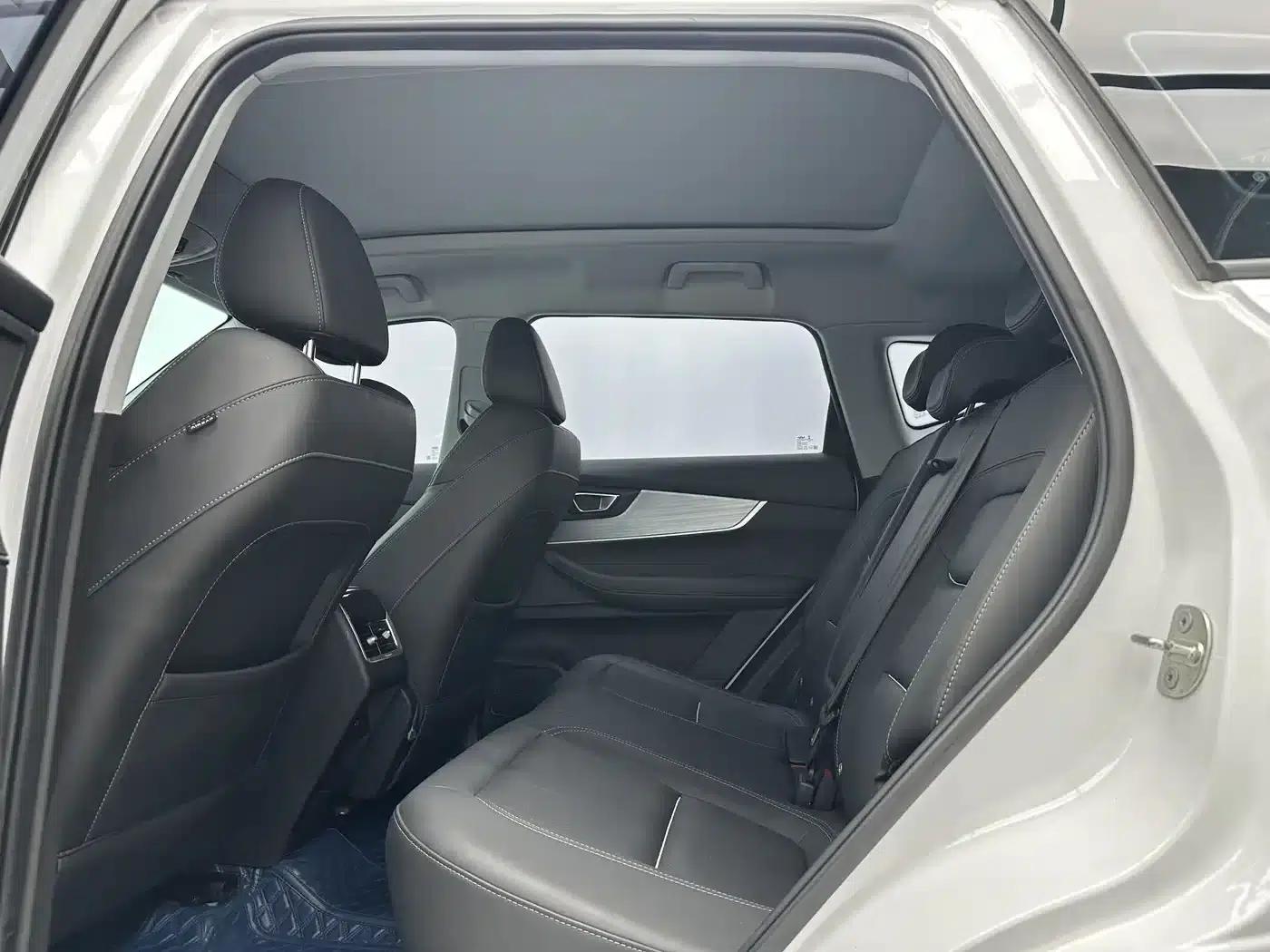 Chery Tiggo 7 PLUS 2021 1.5T CVT Luxury Edition — миниатюра 6