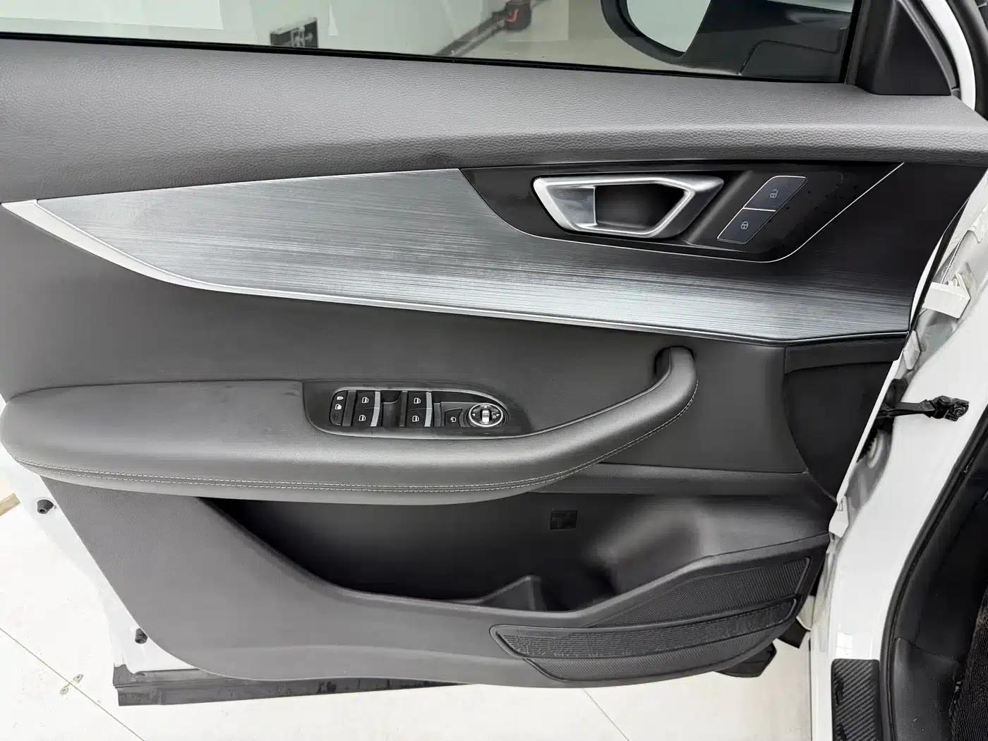 Chery Tiggo 7 PLUS 2022 1.5T CVT Luxury+ — миниатюра 10