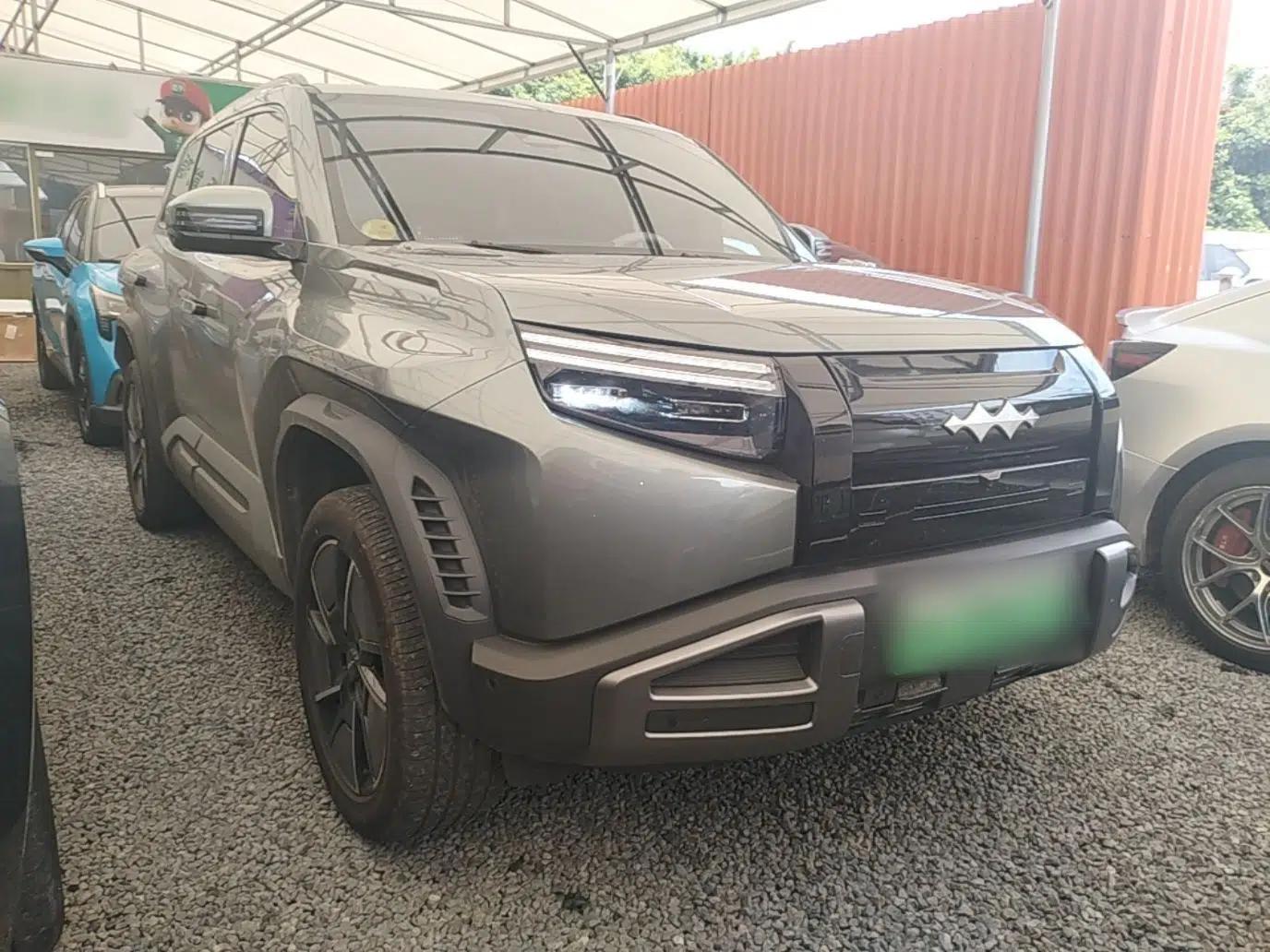 Formula Leopard Titanium 3 2025 501 km All-Wheel Drive Intelligent Driving Max Edition — миниатюра 3