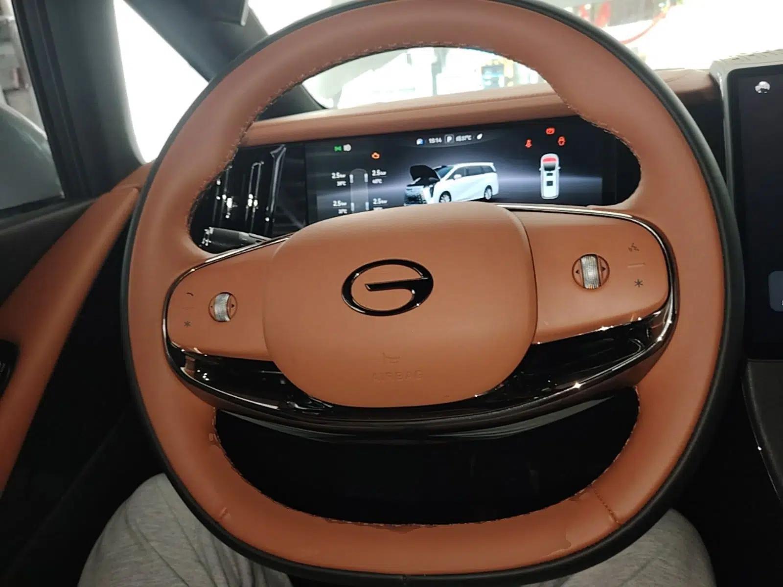 GAC Trumpchi Xiangwang M8 2025 Kunkun Series Ultra First-Class Cabin — миниатюра 13