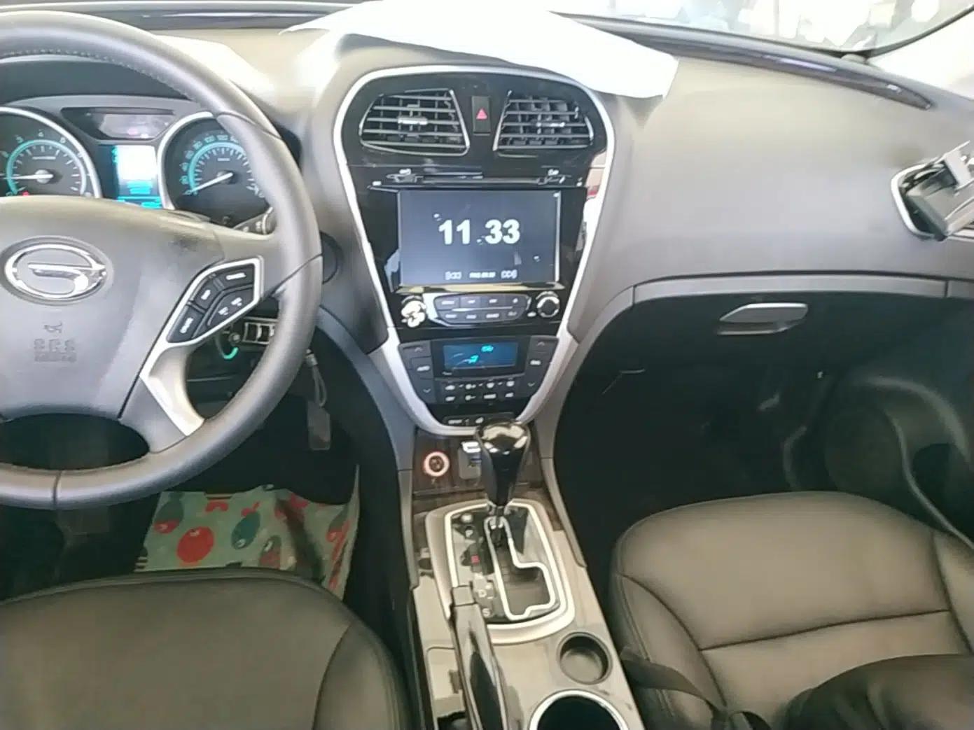 GAC Trumpchi GS5 Super 2015 2.0L Automatic Two-Wheel Drive Comfort Edition — миниатюра 15