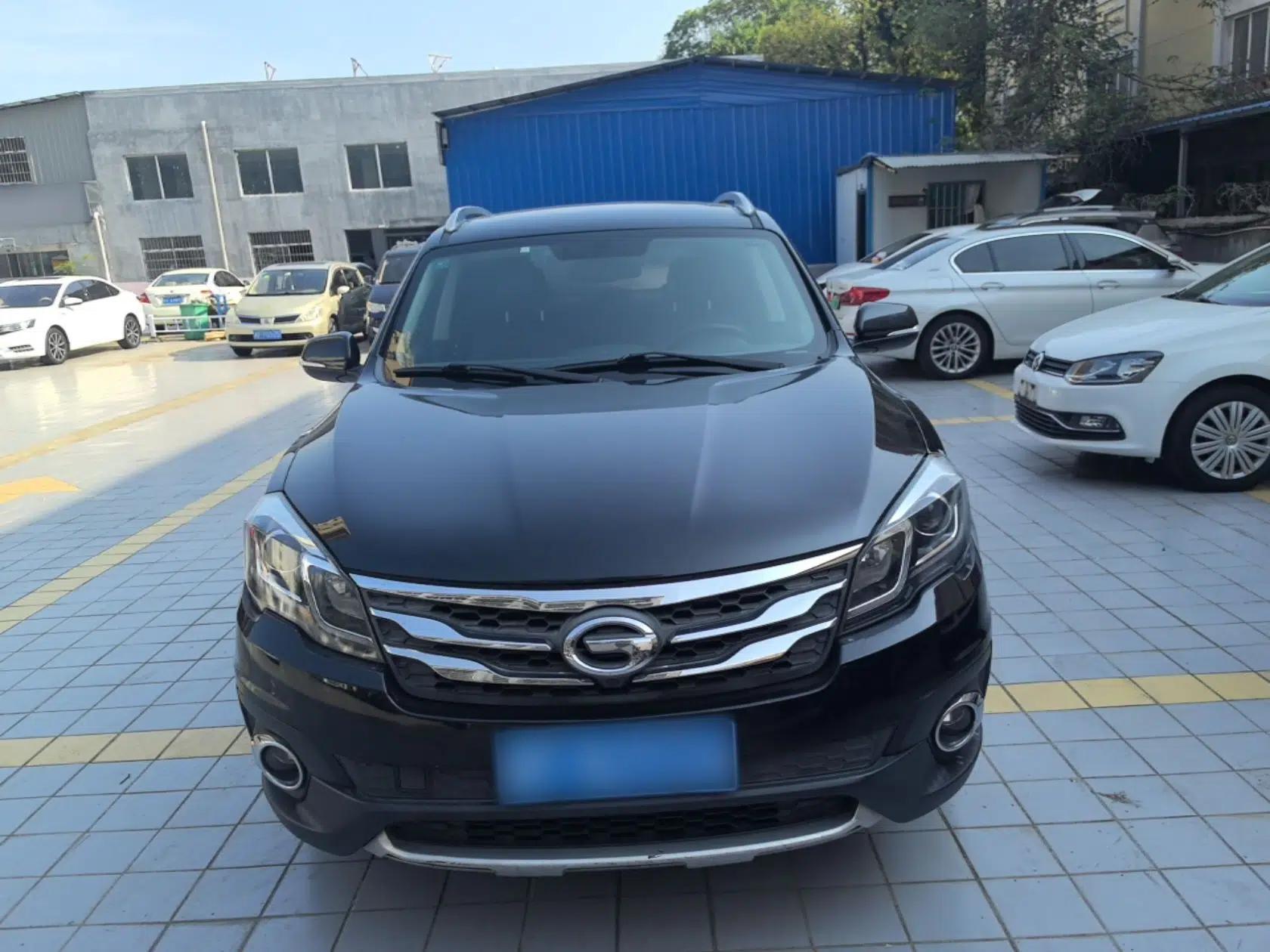 GAC Trumpchi GS5 Super 2016 2.0L Automatic Two-Wheel Drive Supreme Edition — миниатюра 2