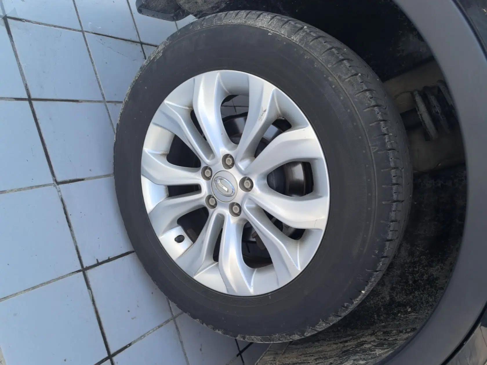 GAC Trumpchi GS5 Super 2016 2.0L Automatic Two-Wheel Drive Supreme Edition — миниатюра 11