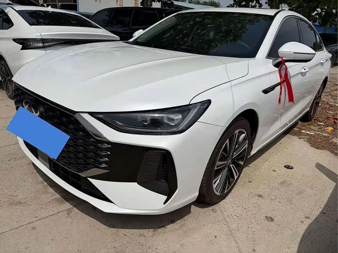 Chery Arrizo 8 PRO 2025 1.6T DCT Standard Edition — миниатюра 2