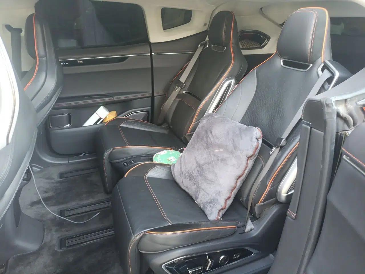 HiPhi X 2021 Flagship Edition 6-Seater — миниатюра 17