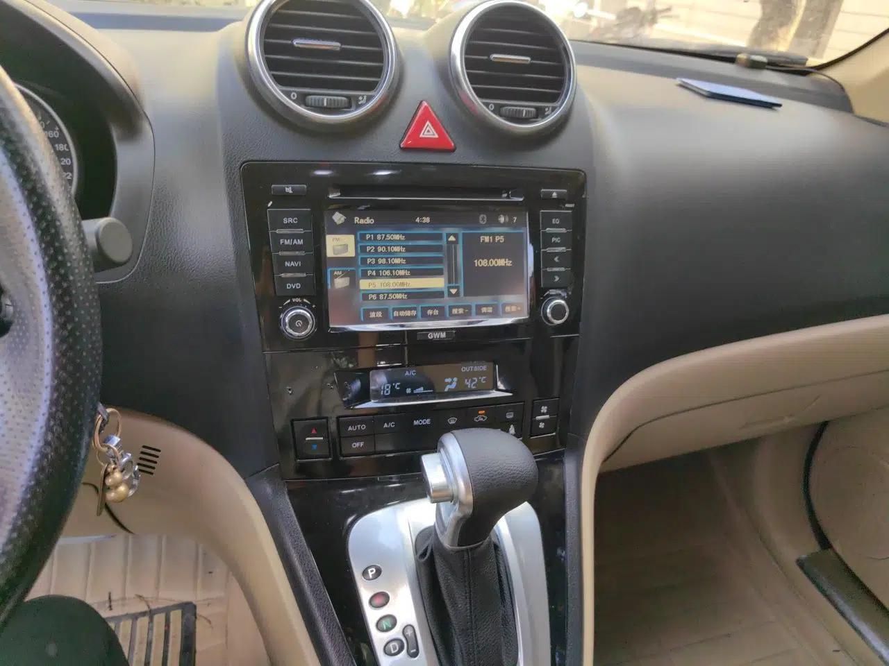 Haval H6 2012 2.4L Automatic Two-Wheel Drive Prestige Version — миниатюра 13