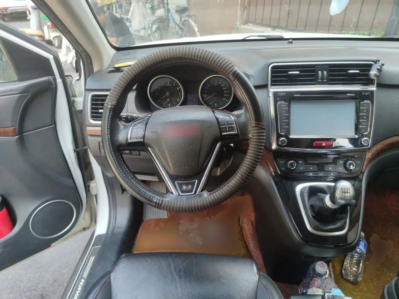 Haval H6 2014 Sport Version 1.5T Manual Two-Wheel Drive Elite Edition — миниатюра 10