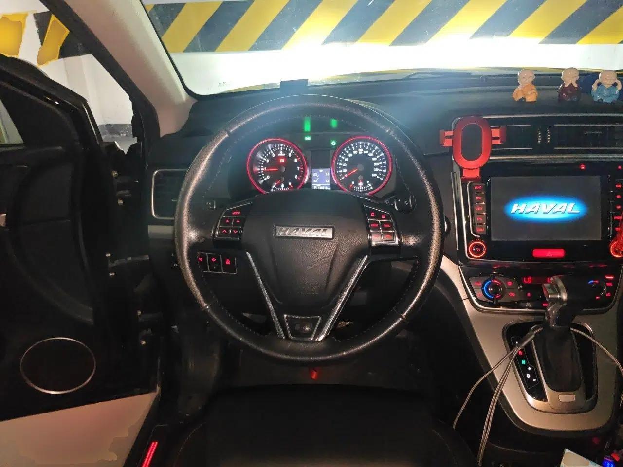 Haval H6 2015 Sport Edition 1.5T Automatic Two-Wheel Drive Luxury Model — миниатюра 10