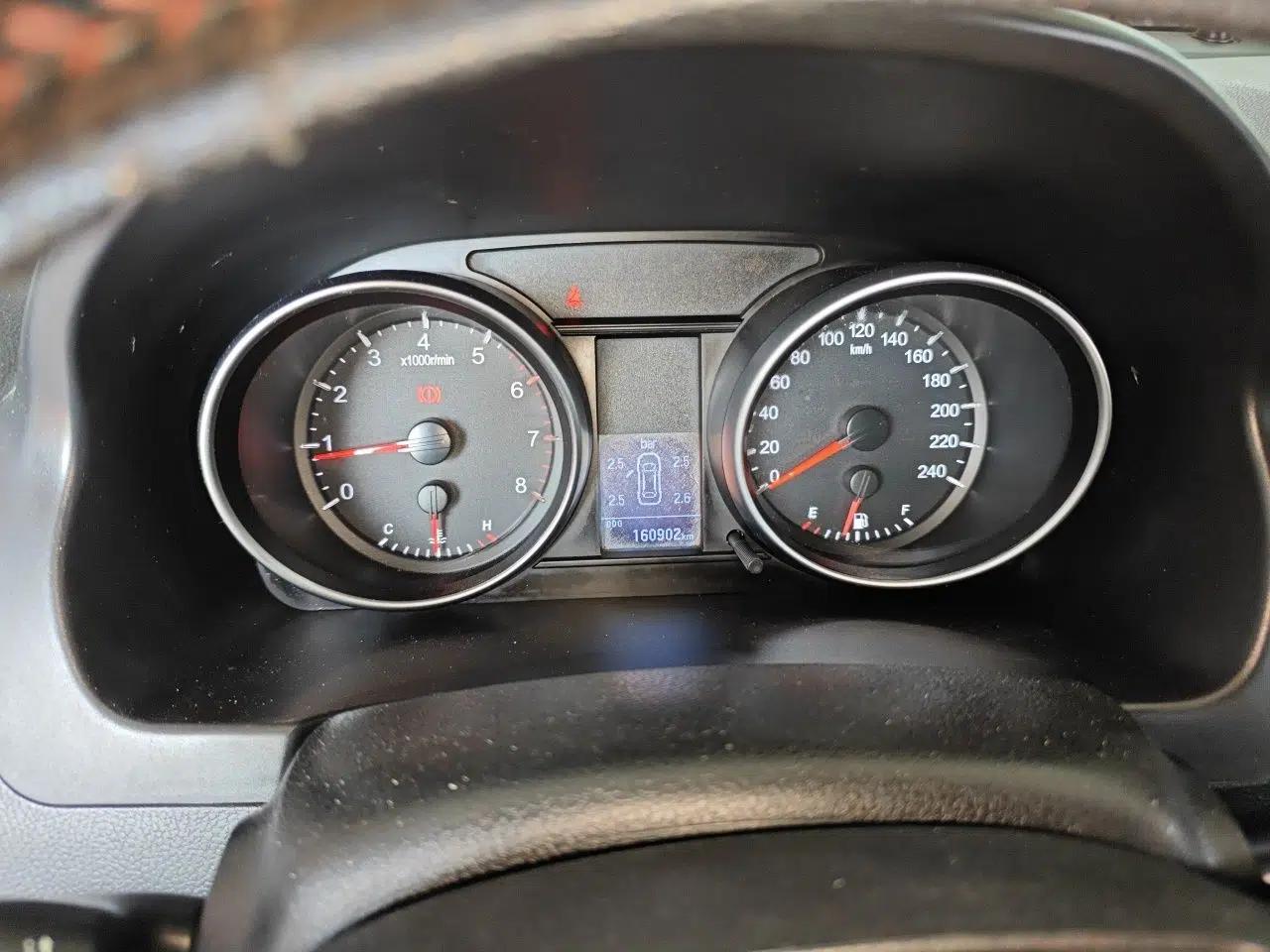 Haval H6 2012 1.5T Manual Two-Wheel Drive Elite Model — миниатюра 11