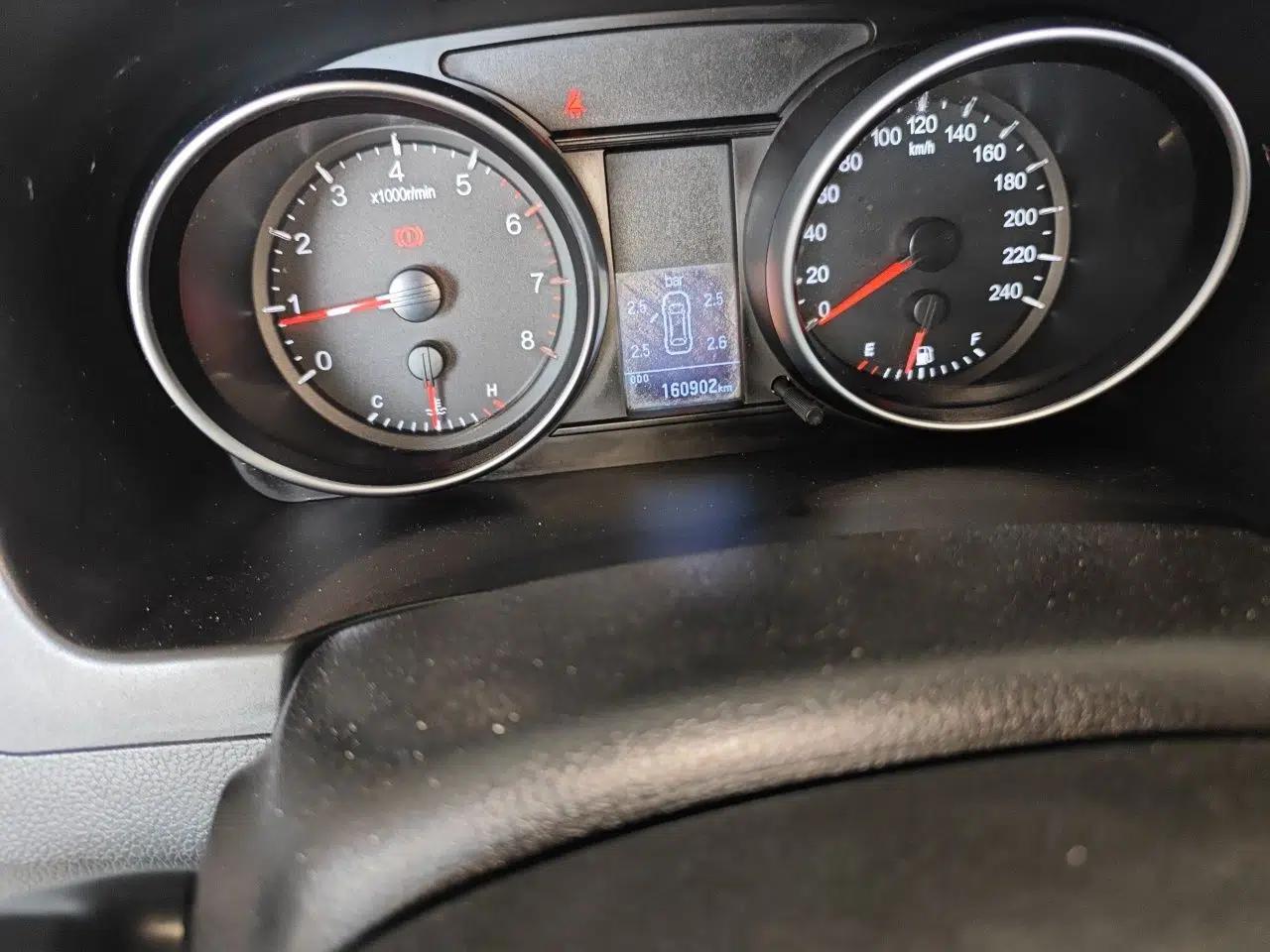 Haval H6 2012 1.5T Manual Two-Wheel Drive Elite Model — миниатюра 12