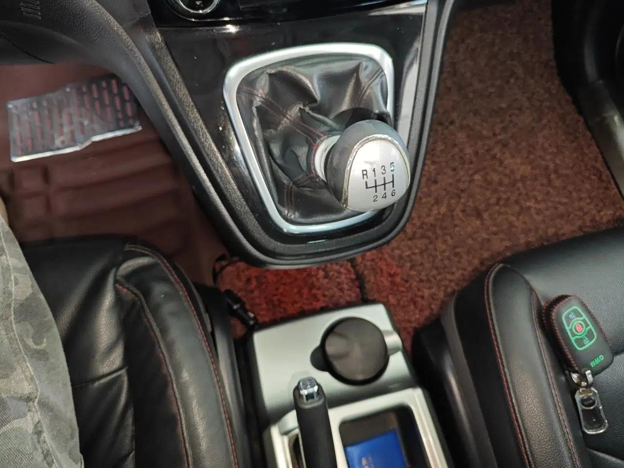 Haval H6 2012 1.5T Manual Two-Wheel Drive Elite Model — миниатюра 14