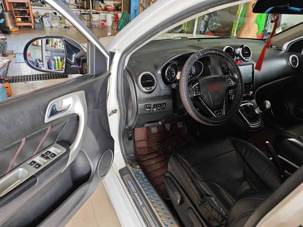 Haval H6 2012 1.5T Manual Two-Wheel Drive Elite Model — миниатюра 16