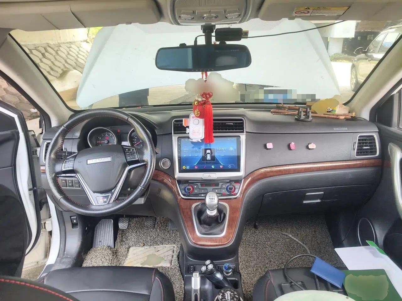 Haval H6 2017 Red-Label Sport Edition 1.5T Manual Two-Wheel Drive Elite Model — миниатюра 9