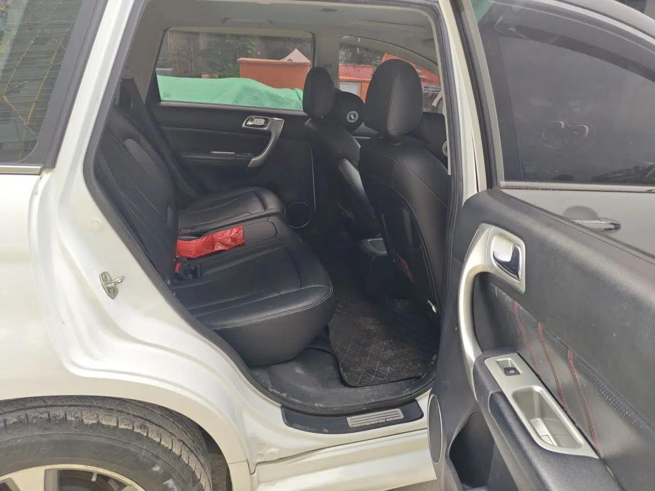 Haval H6 2016 Upgraded Model 1.5T Manual Two-Wheel Drive Elite Version — миниатюра 17