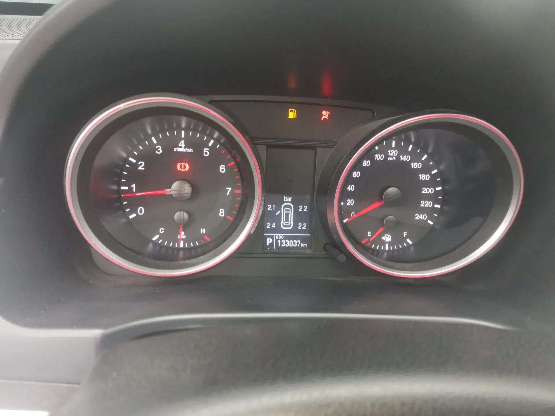 Haval H6 2015 Sport Edition 1.5T Automatic Two-Wheel Drive Luxury Model — миниатюра 11