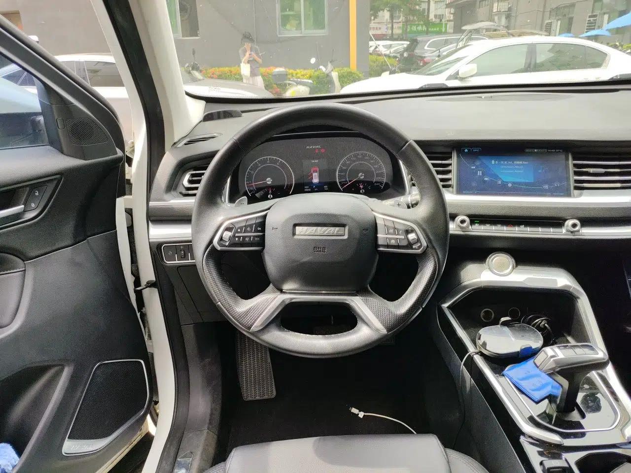 Haval H6 2017 Red-Label 1.3T Automatic Two-Wheel Drive Fashion Edition — миниатюра 10