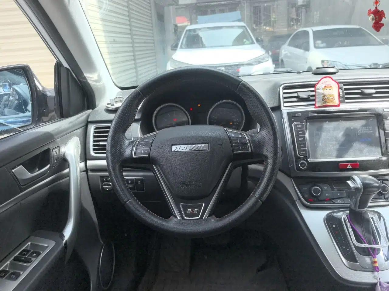Haval H6 2017 Red-Label Sport Edition 1.5T Automatic Two-Wheel Drive Luxury Model — миниатюра 10