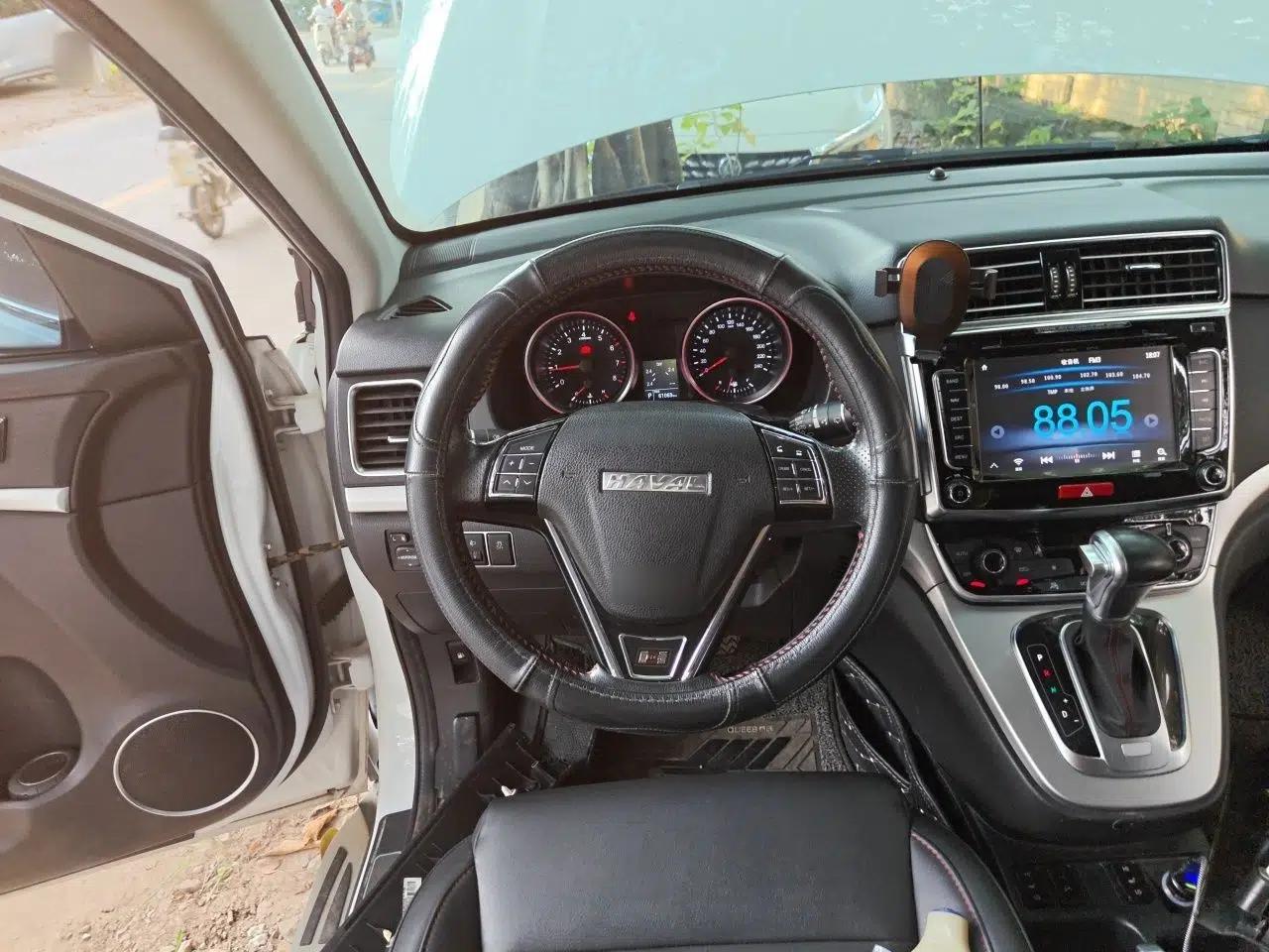 Haval H6 2015 Sport Edition 1.5T Automatic Two-Wheel Drive Luxury Model — миниатюра 10