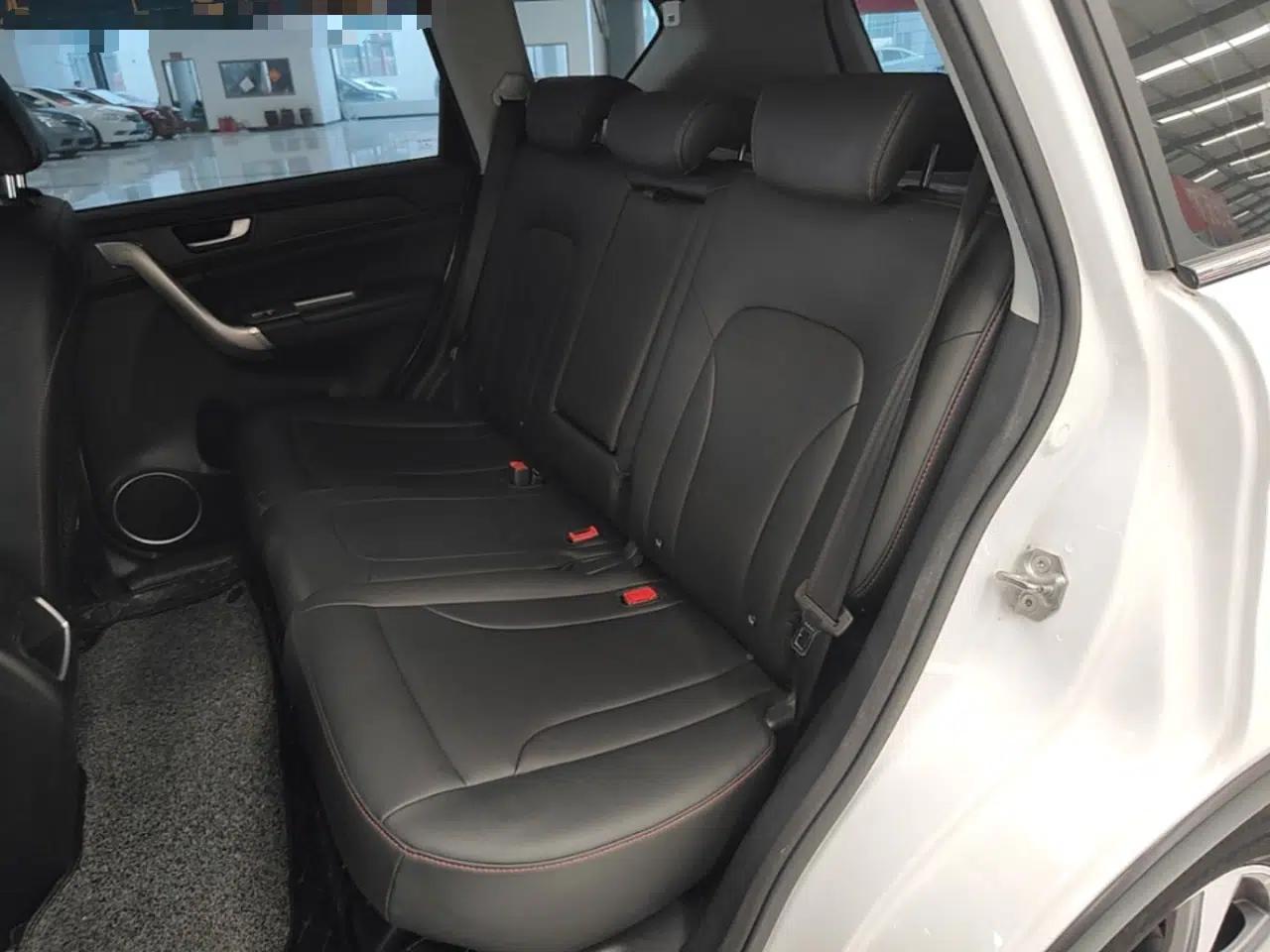 Haval H6 2017 Red-Label Sport Edition 1.5T Manual Two-Wheel Drive Elite Model — миниатюра 20