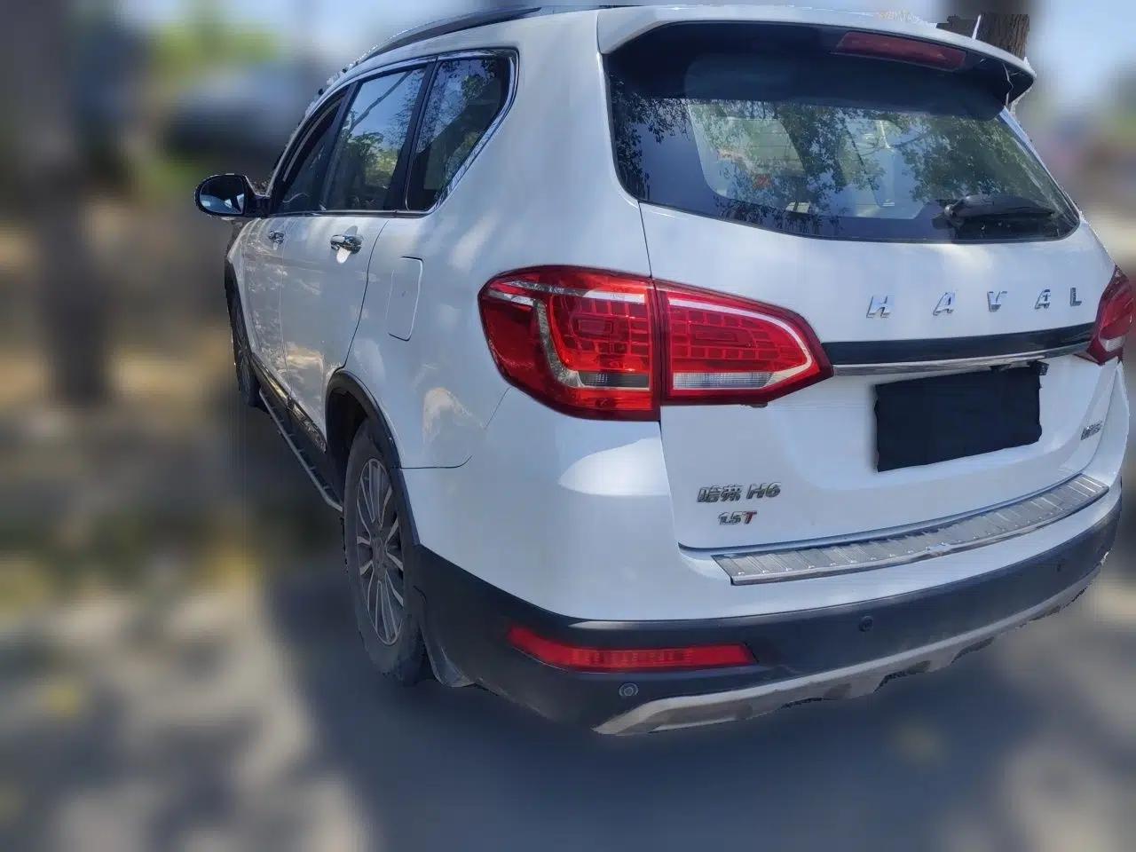 Haval H6 2015 Sport Edition 1.5T Automatic Two-Wheel Drive Luxury Model — миниатюра 4