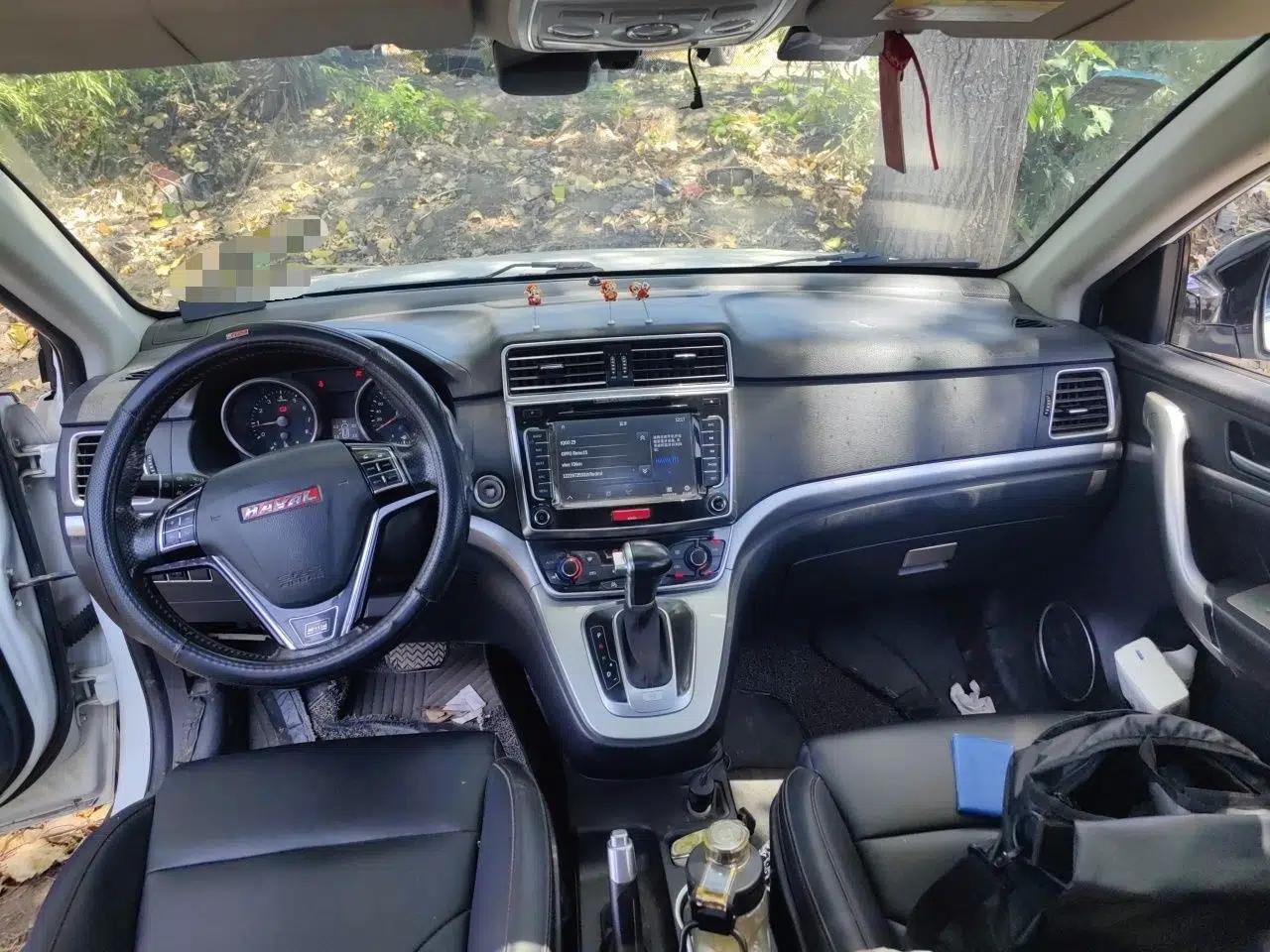 Haval H6 2015 Sport Edition 1.5T Automatic Two-Wheel Drive Luxury Model — миниатюра 9