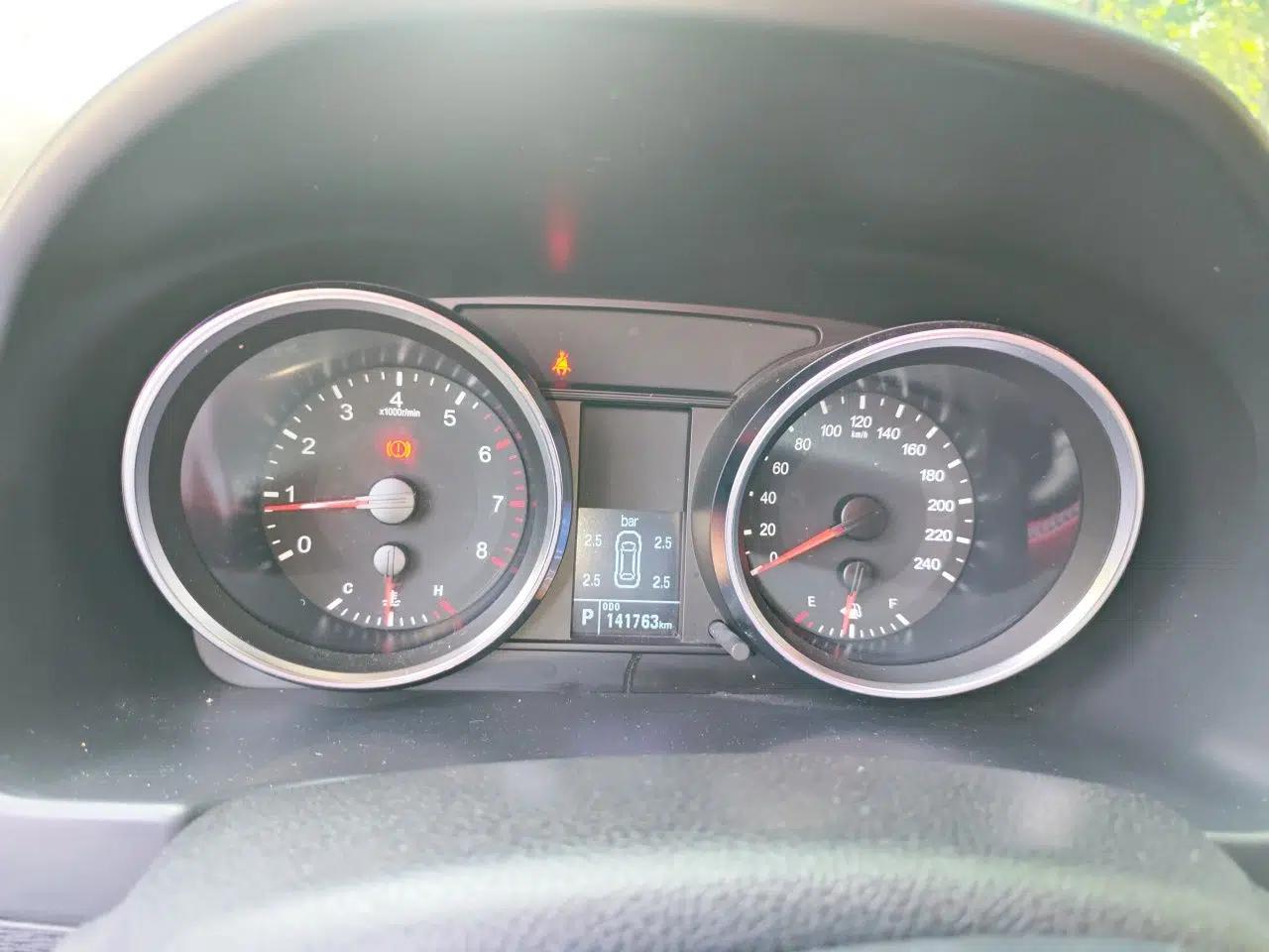 Haval H6 2015 Sport Edition 1.5T Automatic Two-Wheel Drive Luxury Model — миниатюра 11