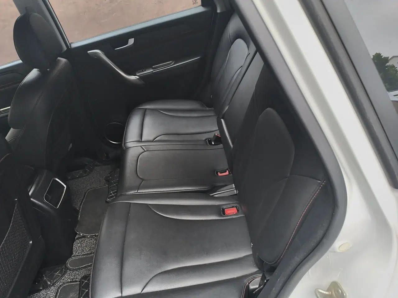 Haval H6 2015 Revised Version Sport Edition 1.5T Manual Transmission Two-Wheel Drive Elite Grade — миниатюра 17