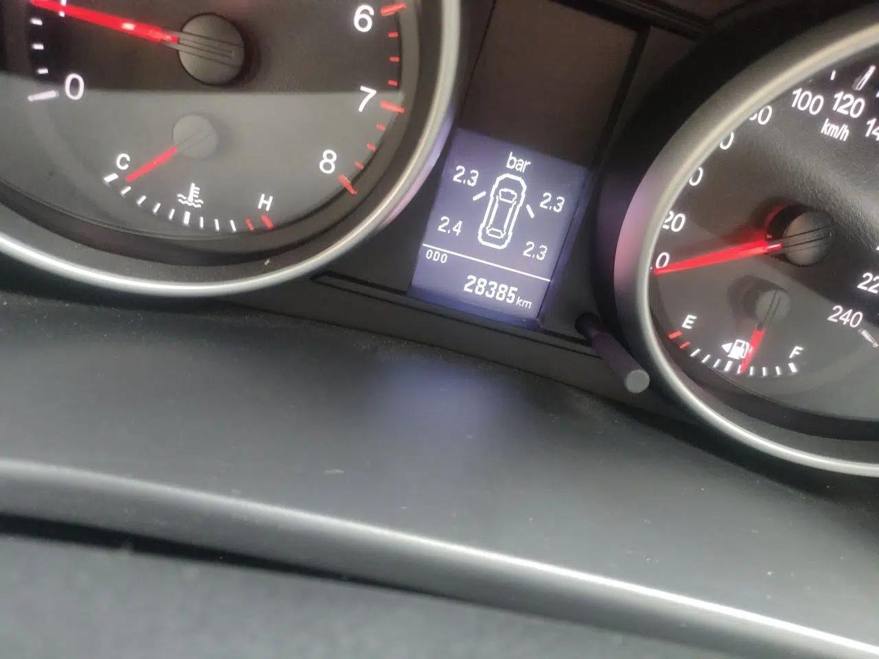 Haval H6 2016 Upgraded Model 1.5T Manual Two-Wheel Drive Elite Version — миниатюра 12