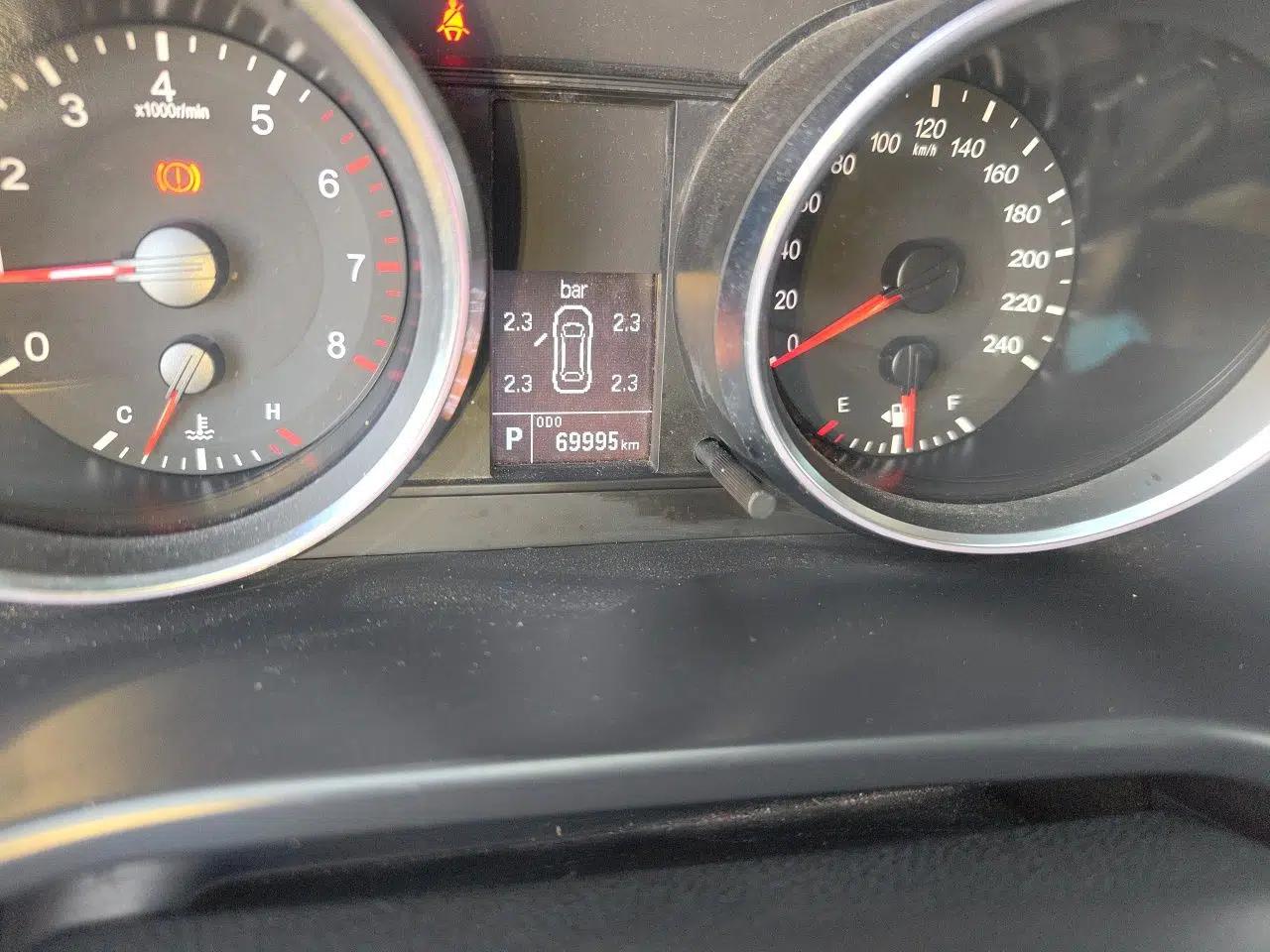 Haval H6 2015 Sport Edition 1.5T Automatic Two-Wheel Drive Luxury Model — миниатюра 12