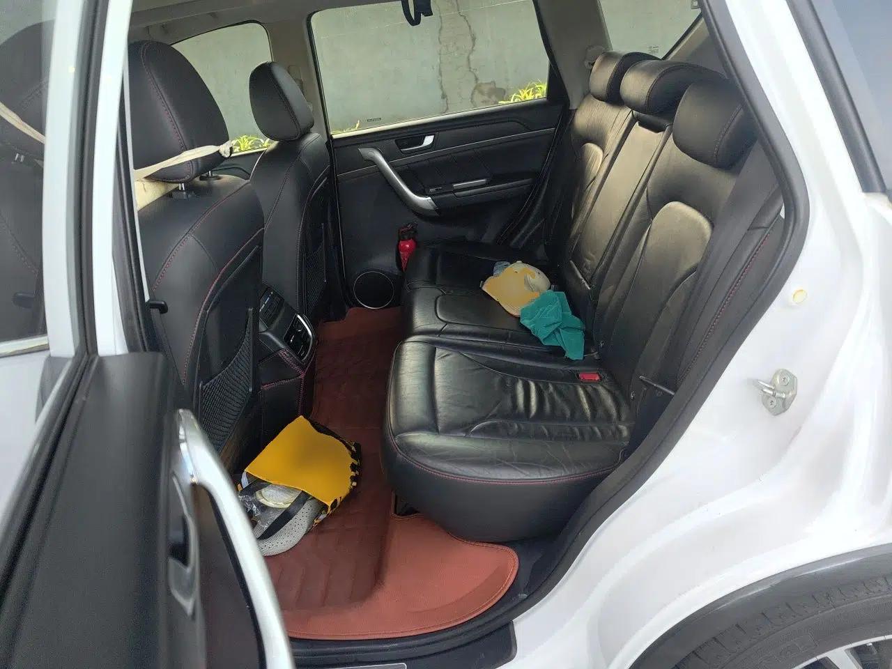Haval H6 2015 Sport Edition 1.5T Automatic Two-Wheel Drive Luxury Model — миниатюра 17