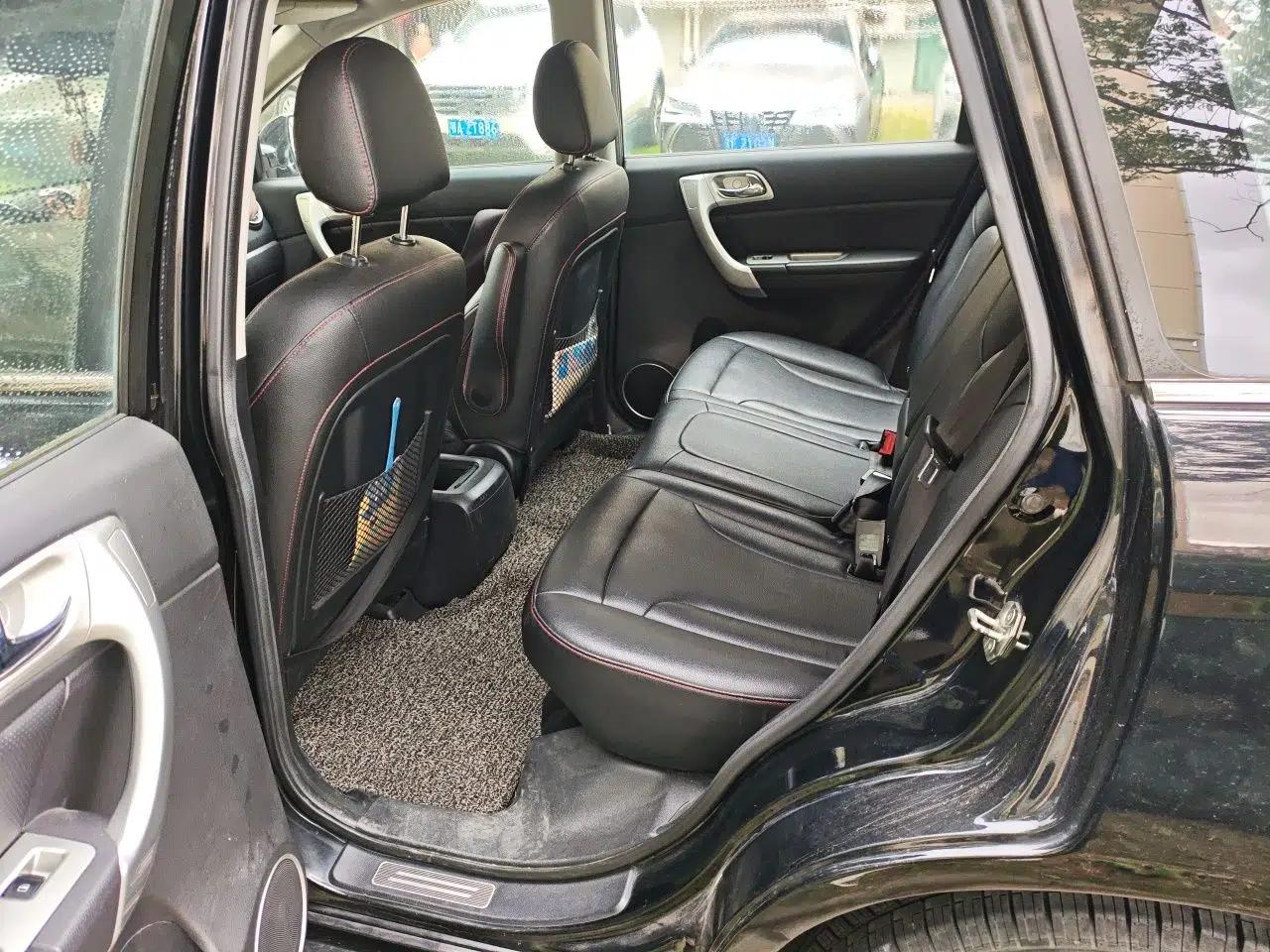 Haval H6 2013 Upgraded Model 2.4L Automatic Two-Wheel Drive Elite Version — миниатюра 17