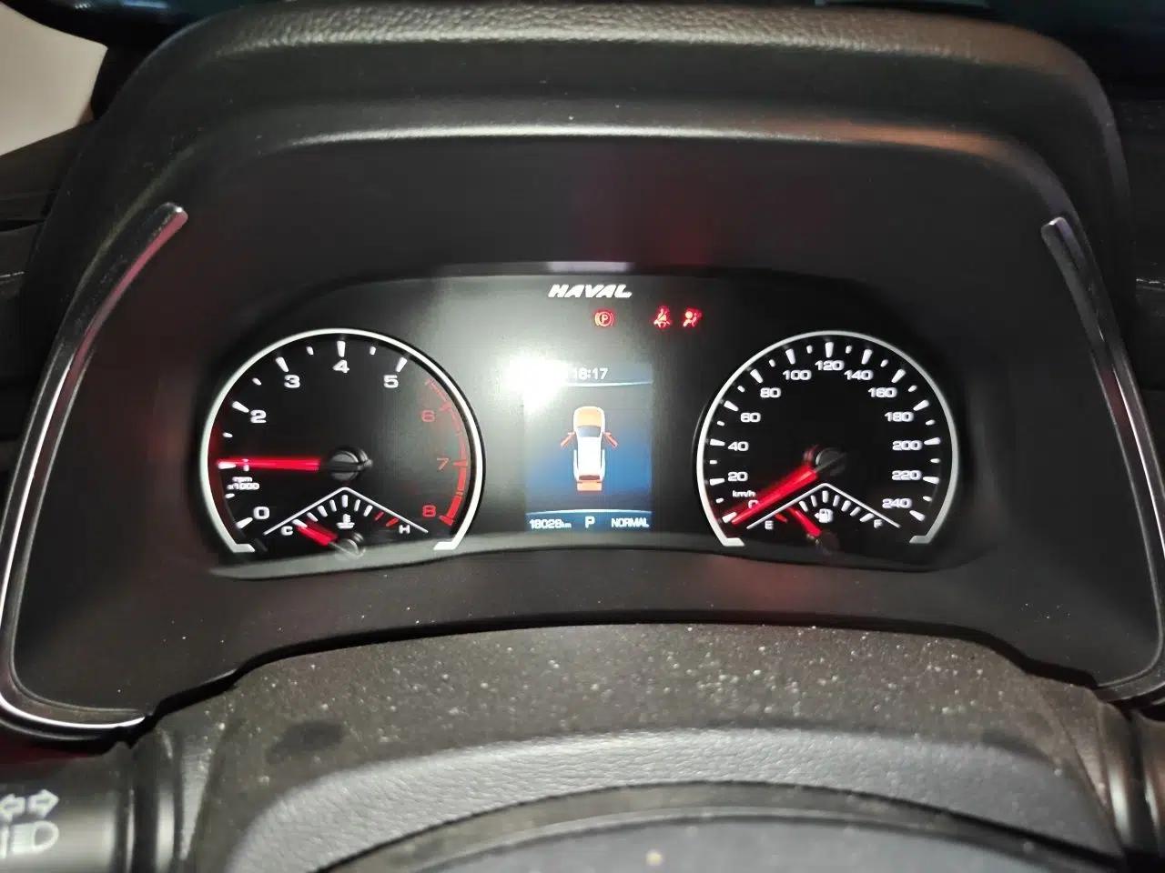 Haval H6 2023 National Trend Edition 1.5T Automatic Urban Version — миниатюра 11