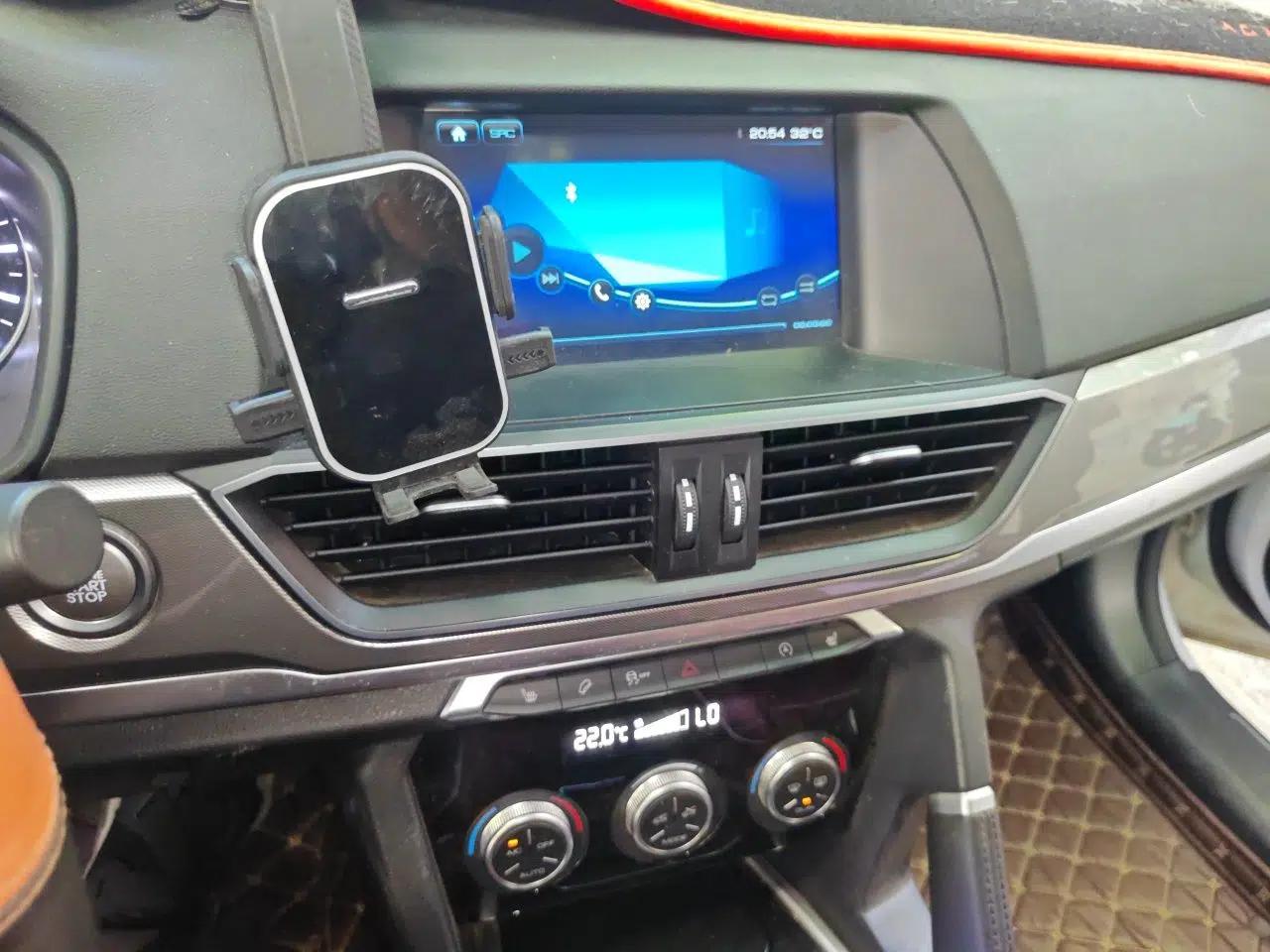 Haval H6 2017 Classic Edition 1.5T Manual Two-Wheel Drive Elite Model — миниатюра 13