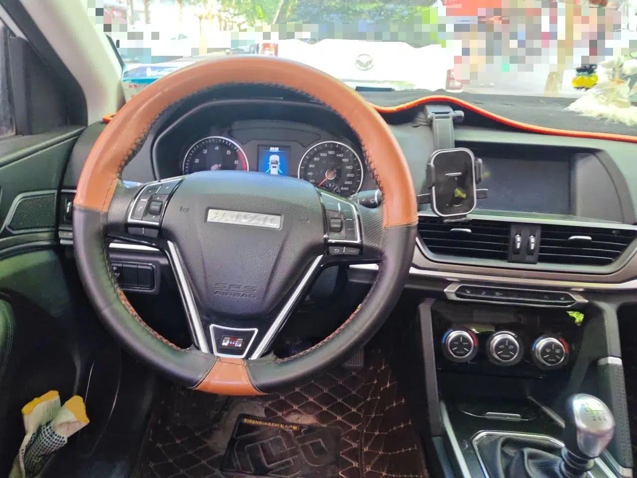 Haval H6 2017 Classic Edition 1.5T Manual Two-Wheel Drive Elite Model — миниатюра 10