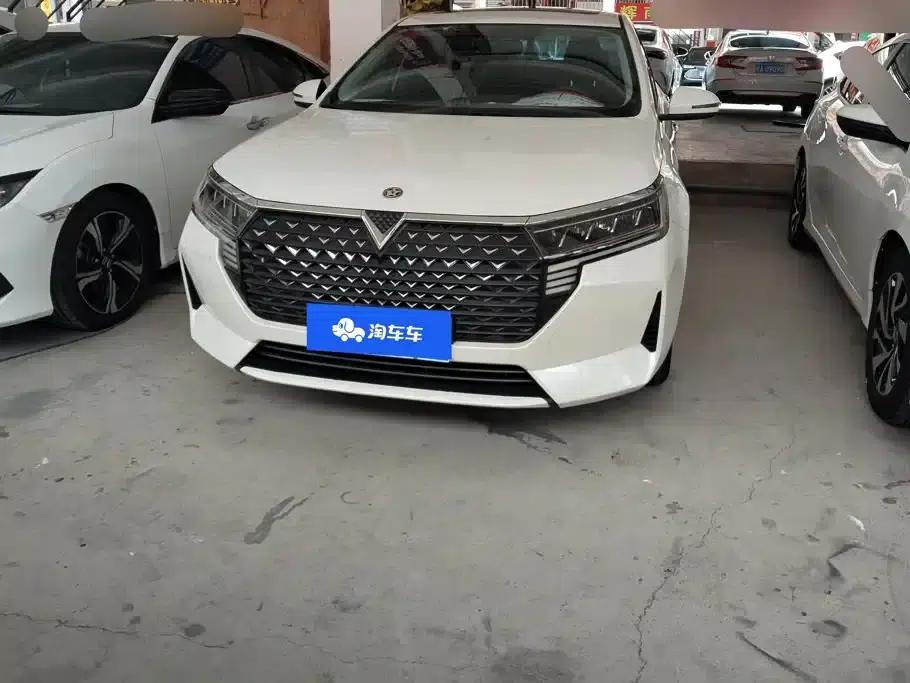 Venucia D60 2023 PLUS 1.6L XL CVT Elite Edition — миниатюра 2