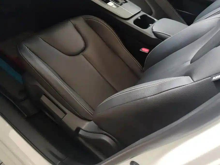 Venucia D60 2021 PLUS 1.6L XL CVT Elite Edition — миниатюра 9