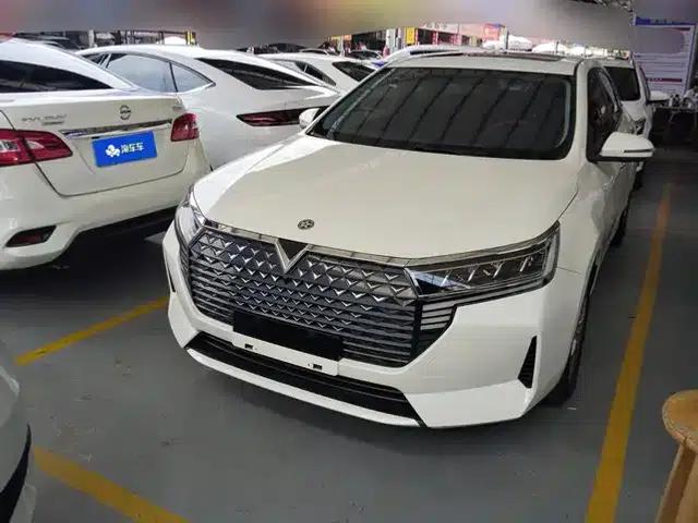 Venucia D60 2021 PLUS 1.6L XL CVT Elite Edition