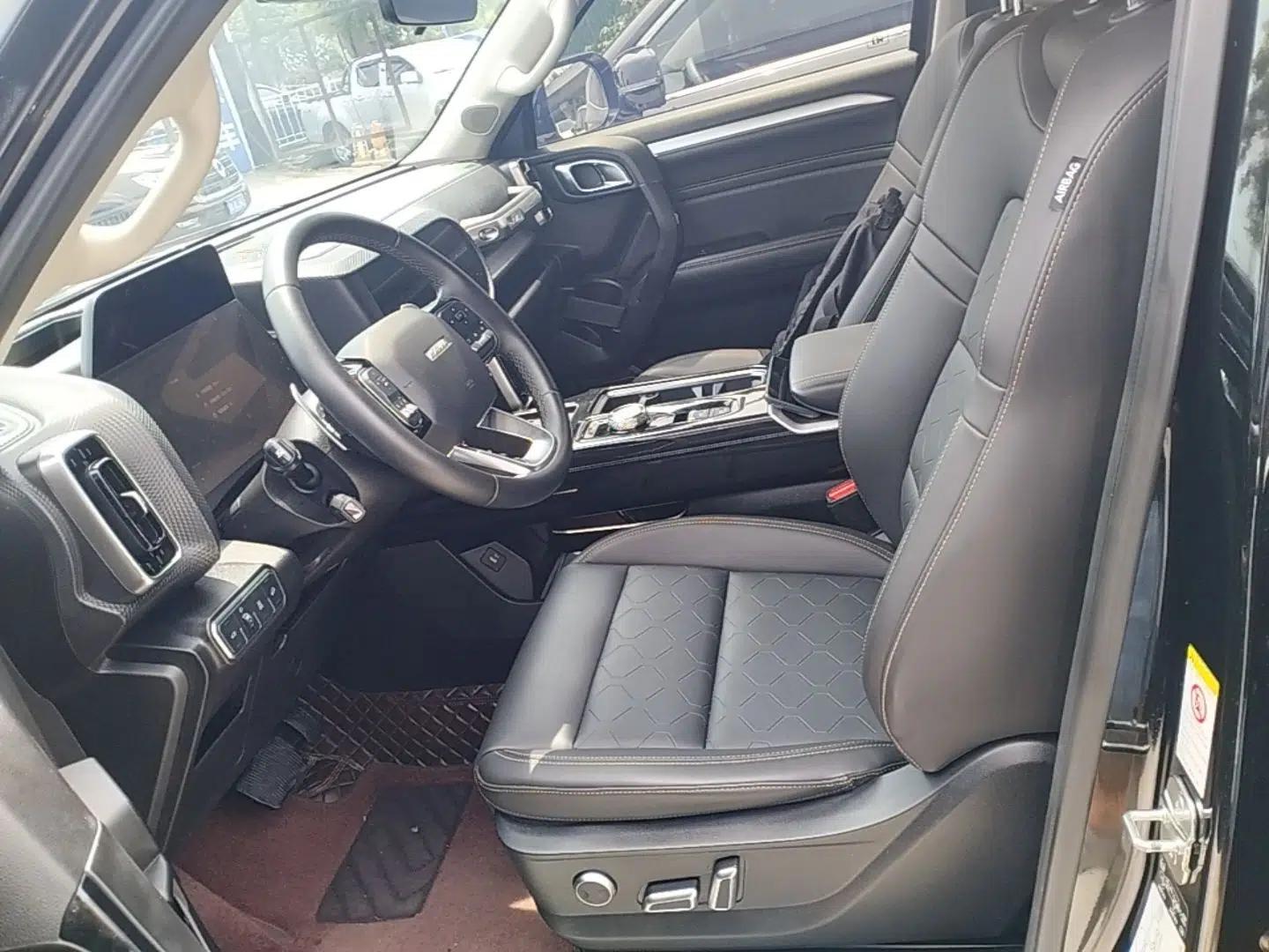 Haval DARGO 2022 1.5T DCT Two-Wheel Drive Border Collie Edition — миниатюра 17